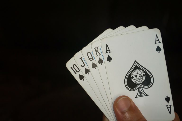 Des conseils utiles pour débuter dans le poker en ligne