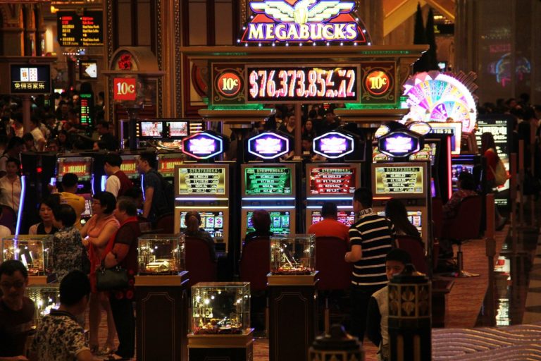 Le poker va-t-il être gratté à Macao ?