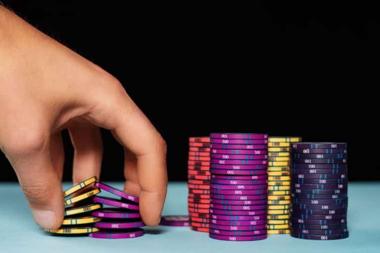 Quelques astuces pour bien débuter au poker