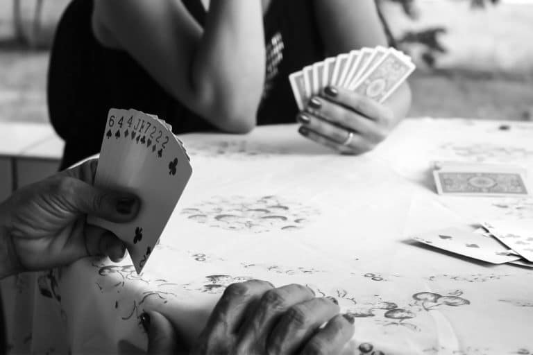 Comment jouer au poker gratuitement ?