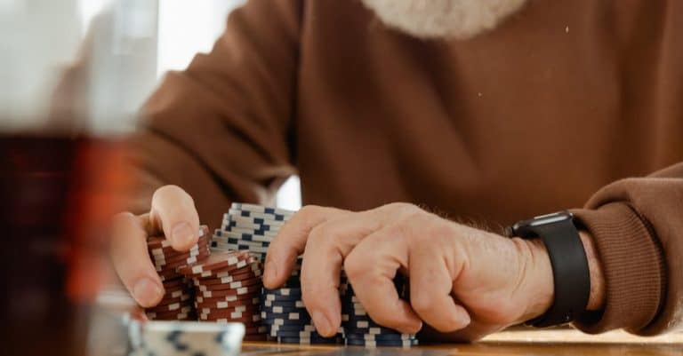 Comment comprendre les règles du poker en détail ?