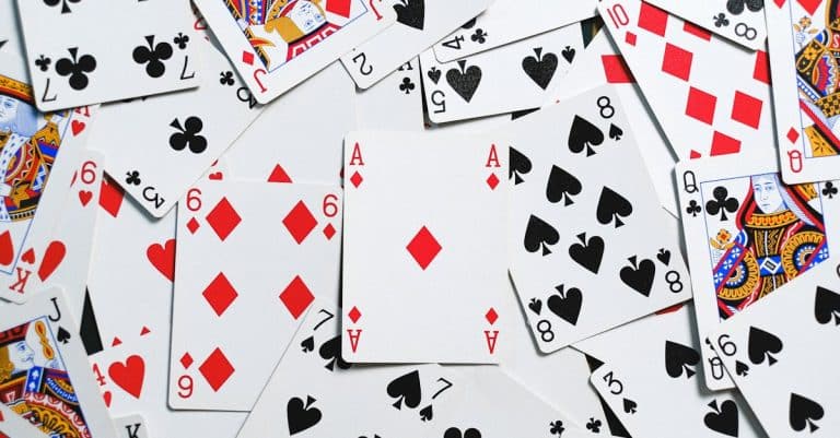 Quelles sont les habitudes de jeu des champions de poker ?