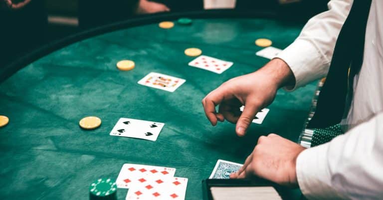 Le poker : un jeu de passion ou de raison ?