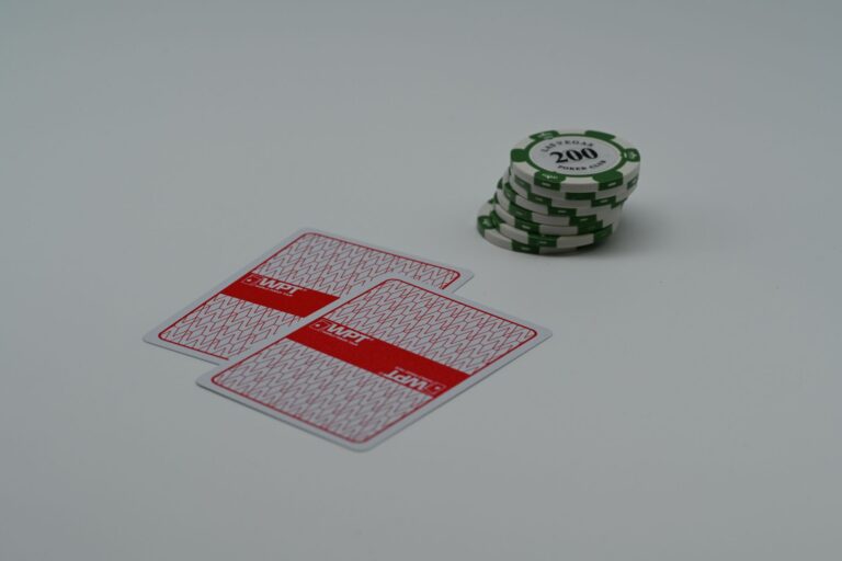 Le poker : un jeu de stratégie mentale ?