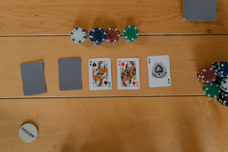 Le poker : un jeu de précision ?