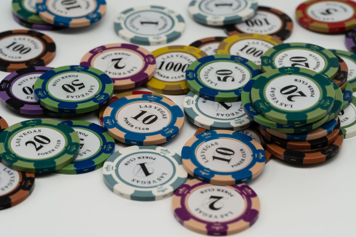 Short stack au Jour 2, Sam Chartier remporte le titre canadien du MSPT